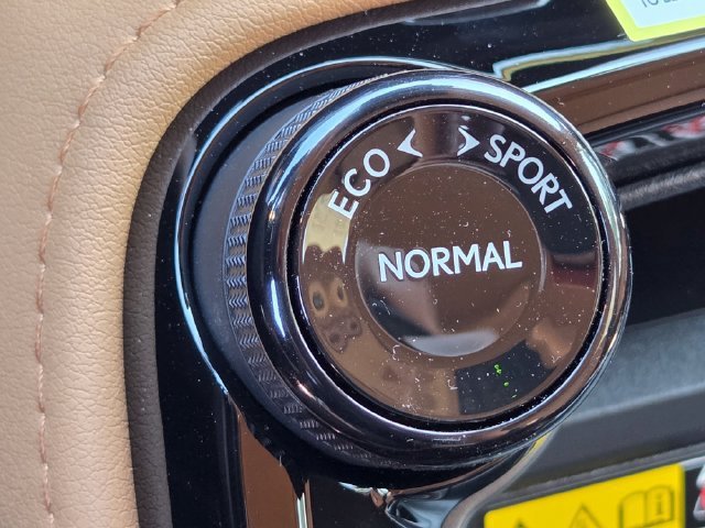 New 2026 Ultra White Lexus PREMIUM image 17