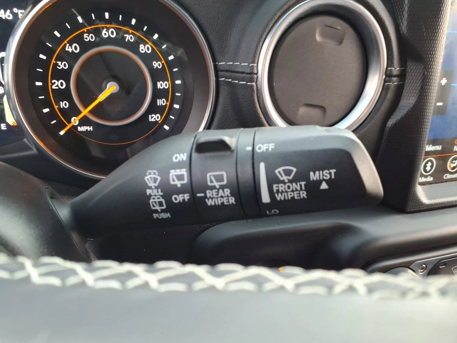 Used 2020 Bright White Clearcoat Jeep Sahara image 29