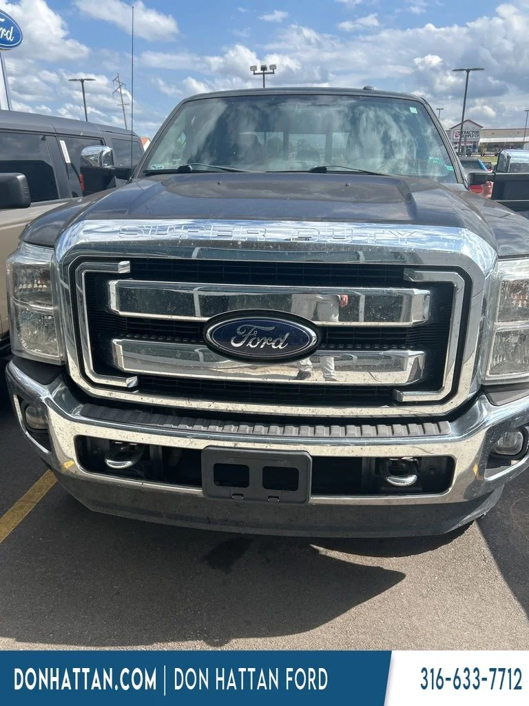 2015 Ford F-250 Lariat 4x4 Crew Cab 172 in's photo