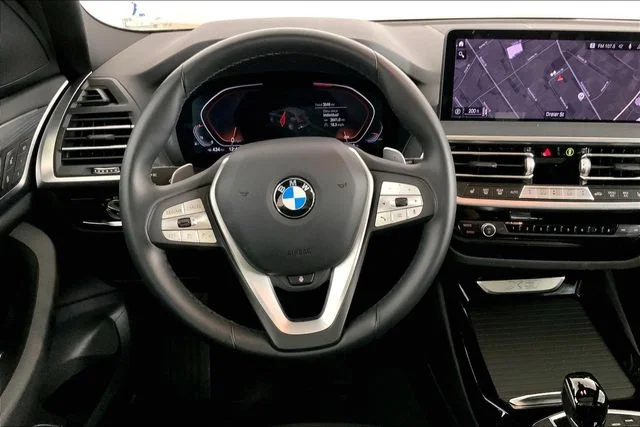 Used 2024 Dark Graphite Metallic BMW xDrive30i image 3