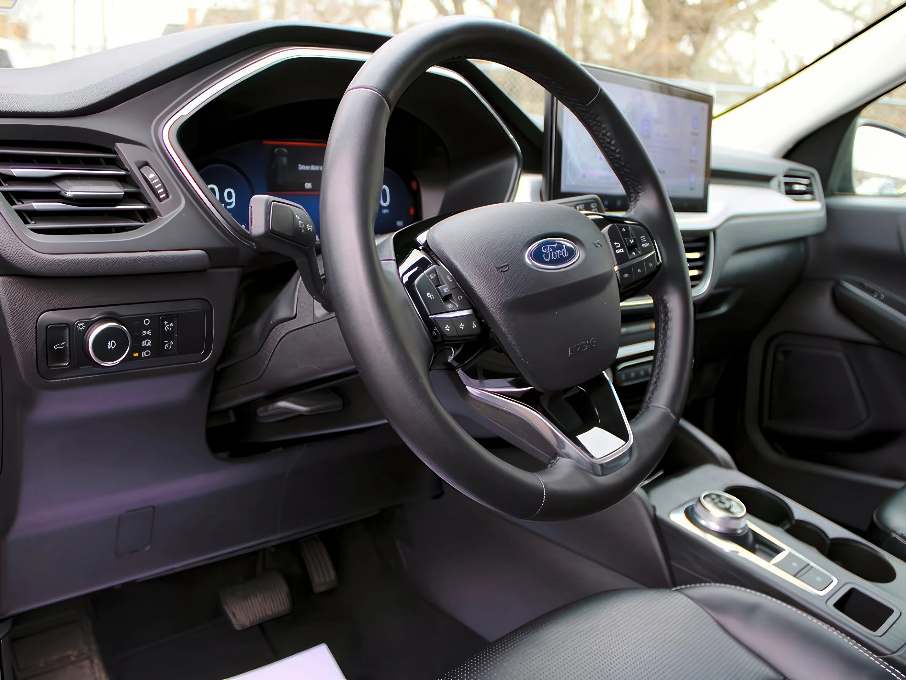 2024 Ford Escape Platinum - Photo 14