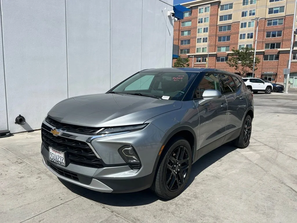 2023 Chevrolet Blazer 2.0T 2LT FWD's photo