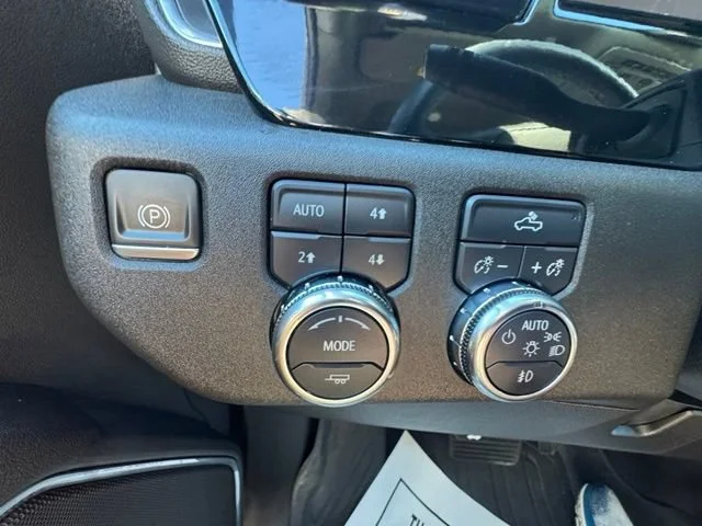 Certified Used 2024 Sterling Metallic GMC Elevation image 41