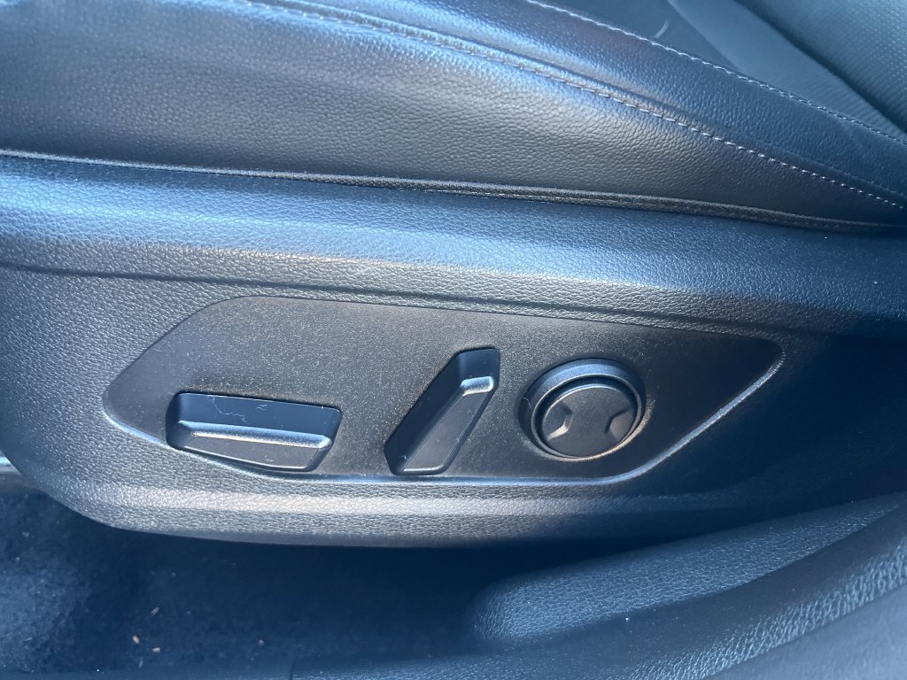 Used 2024 Silver Kia EX image 11