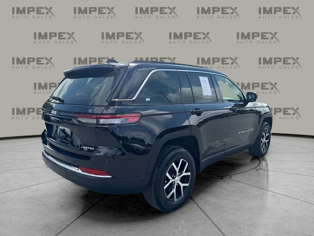 Used 2025 Black Jeep Limited image 3