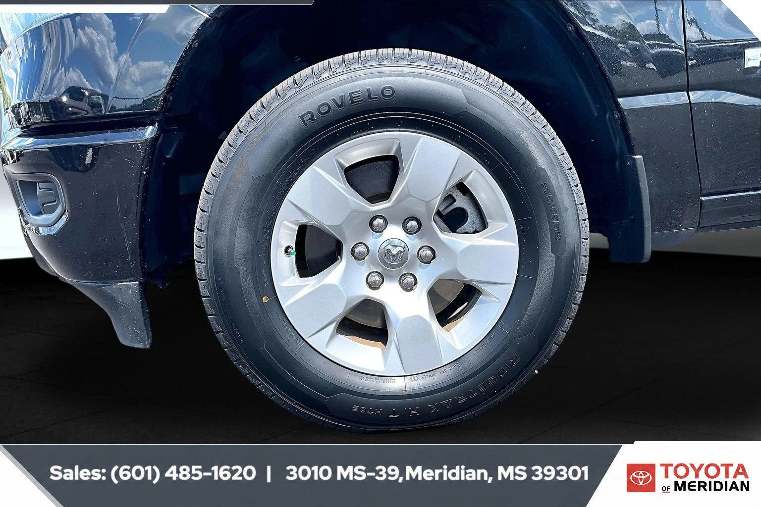 Used 2024 Diamond Black Crystal Pearlcoat Ram Big Horn image 7