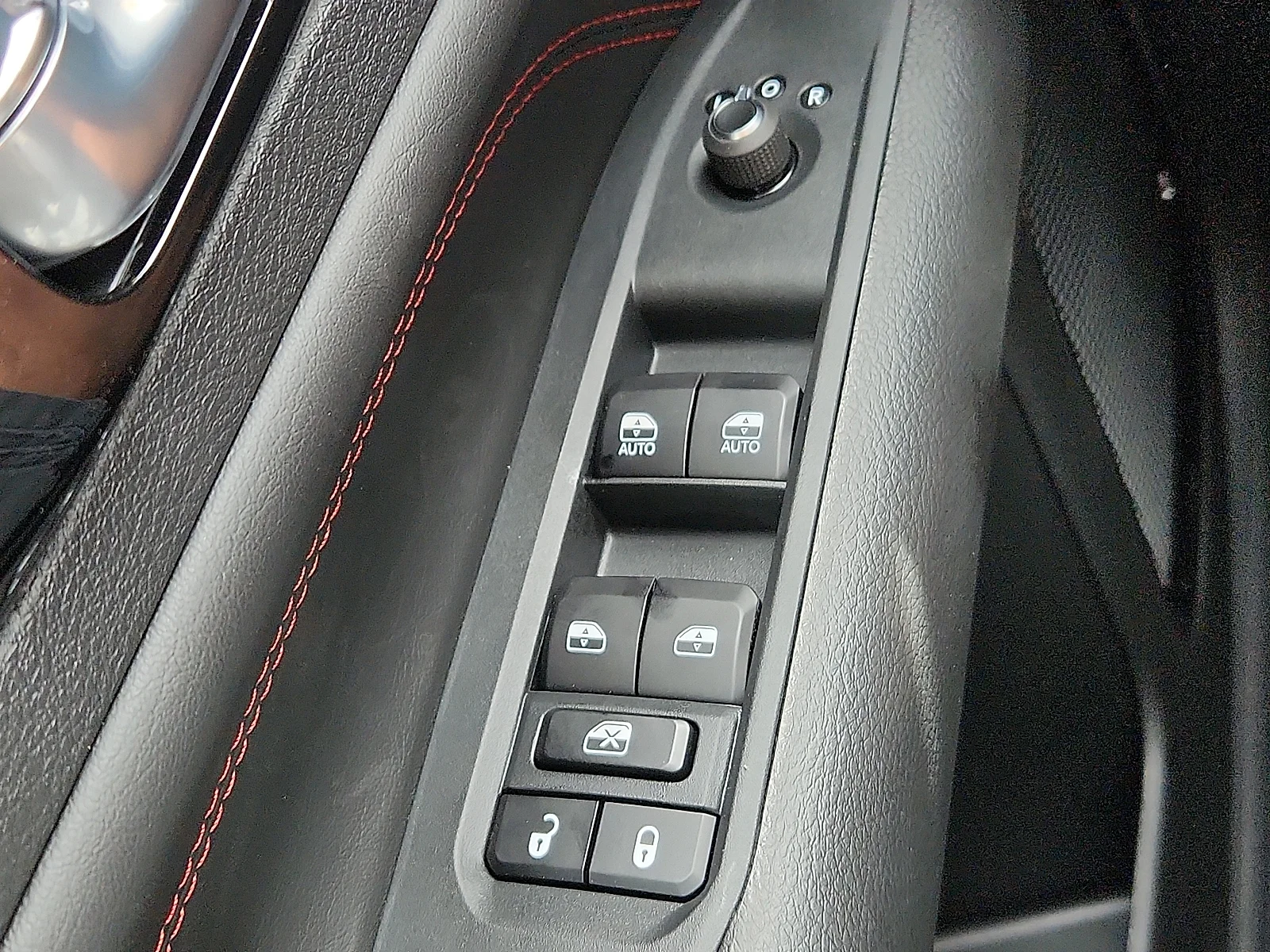 New 2027 Red Hot Pearl-Coat Paint Jeep TRAILHAWK 4X4 image 18