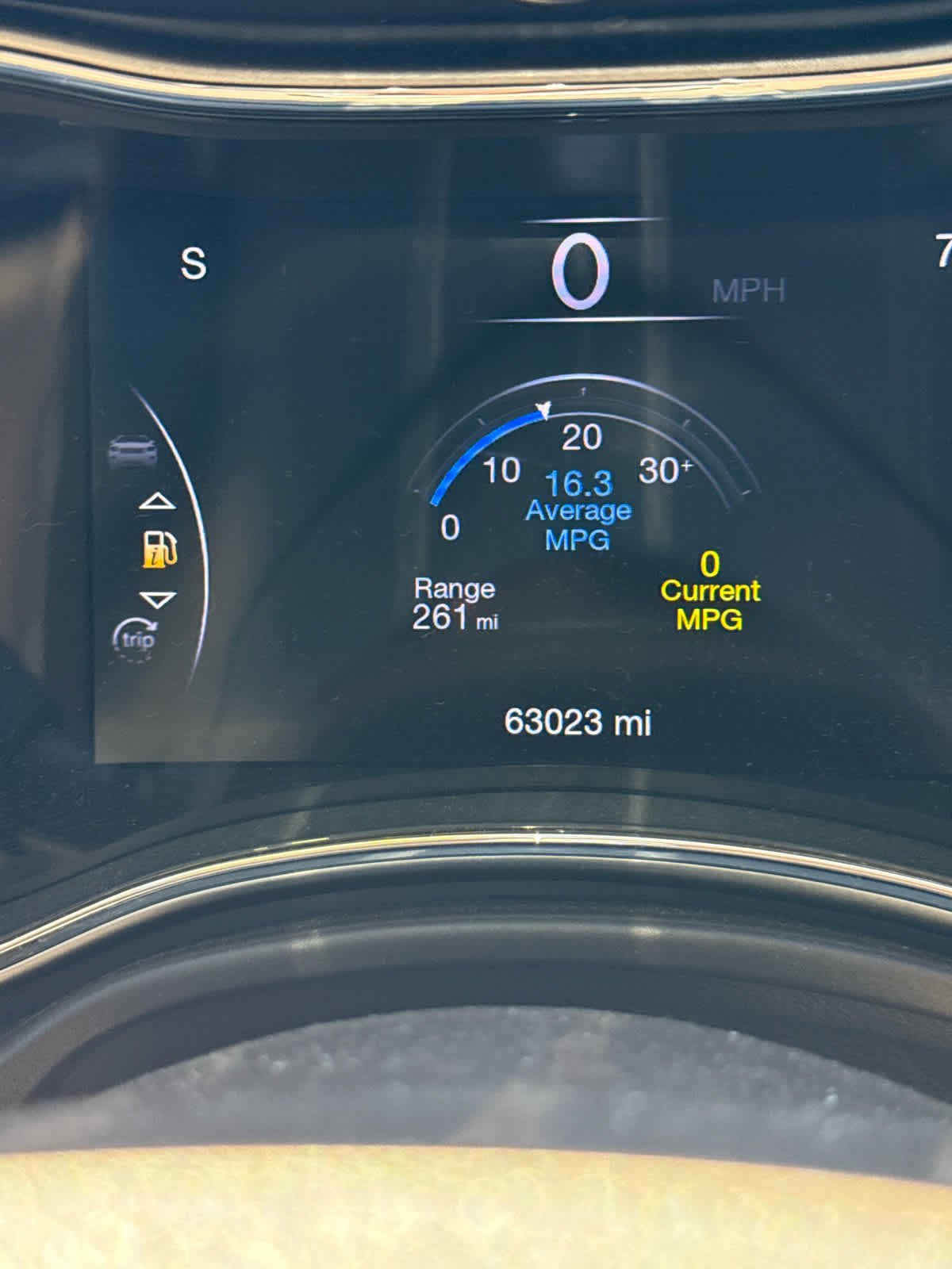 Used 2018 Bright White Clearcoat Jeep Overland image 6