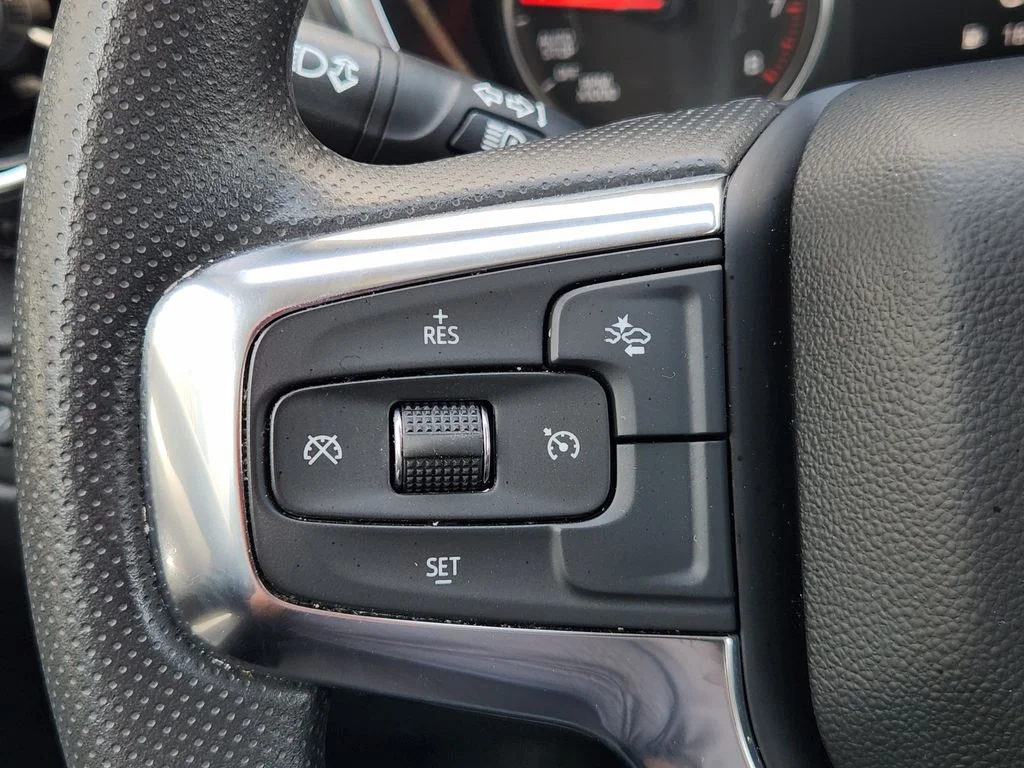 Used 2025 Radiant Red Tintcoat Chevrolet LT image 28