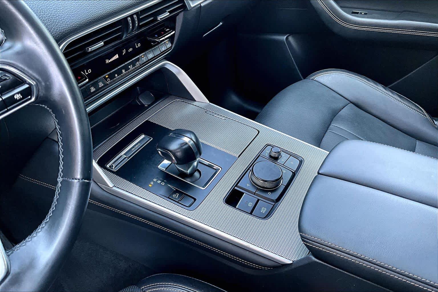 Used 2025 Jet Black Mica Mazda Preferred Package image 17