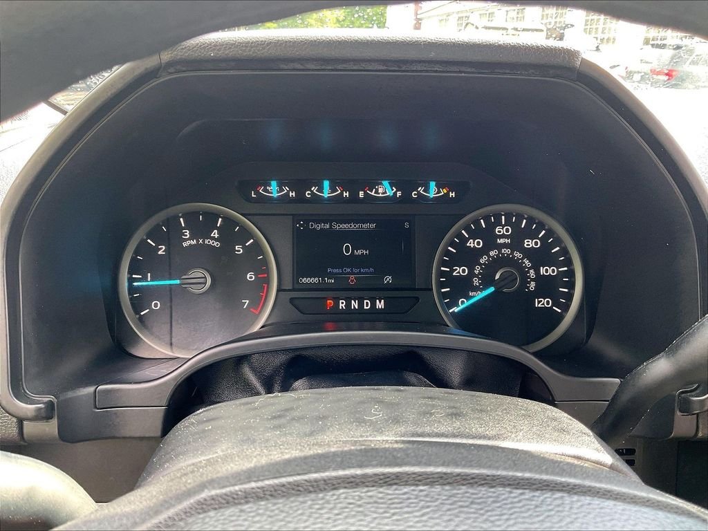 Used 2020 Black Ford XLT image 15