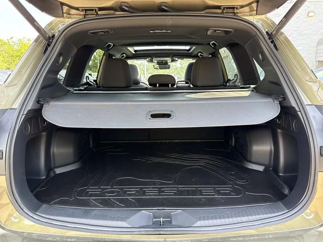 Used 2026 Brown Subaru Premium image 30