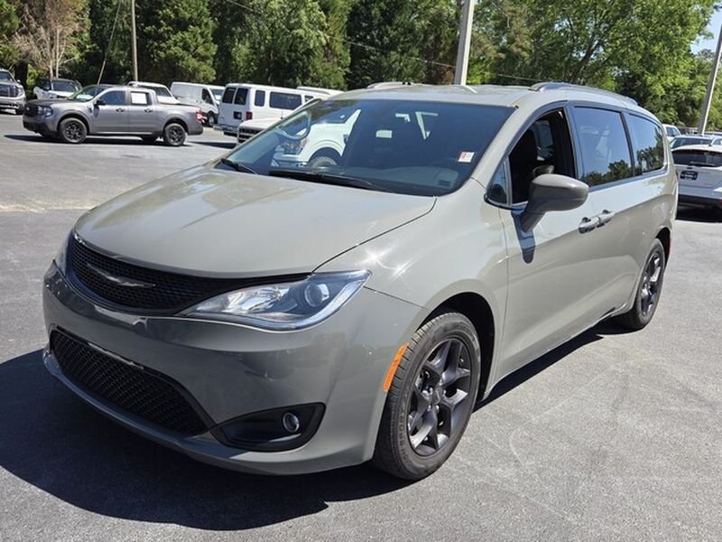 Used 2020 Ceramic Gray Clearcoat Chrysler Touring L Plus image 3