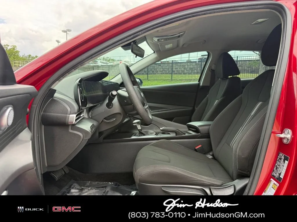 Used 2024 Red Hyundai SEL image 18