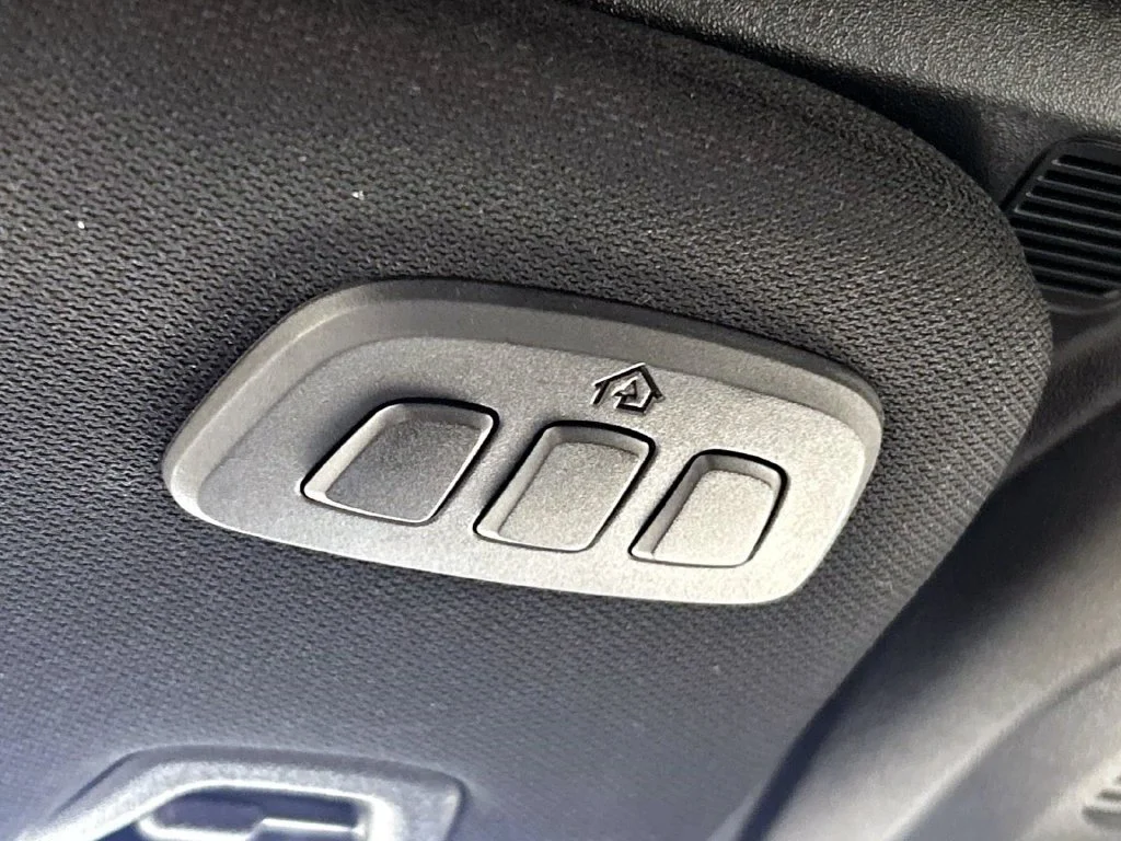 Used 2024 Oxford White Ford EcoBoost Premium image 34