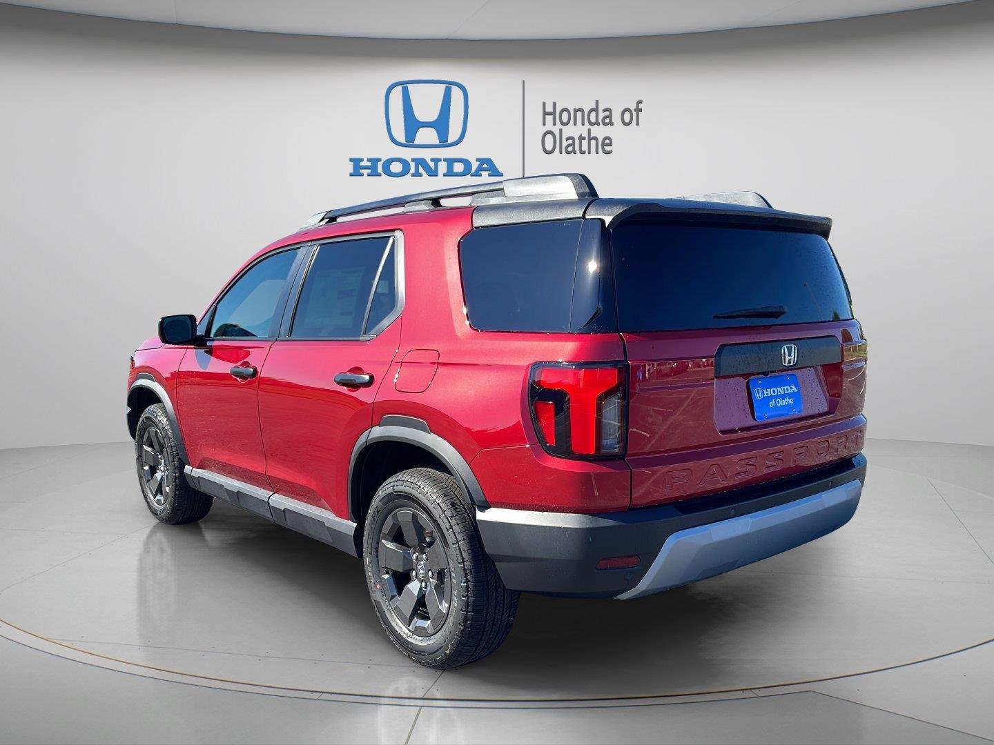 New 2026 Radiant Red Metallic II Honda RTL image 5