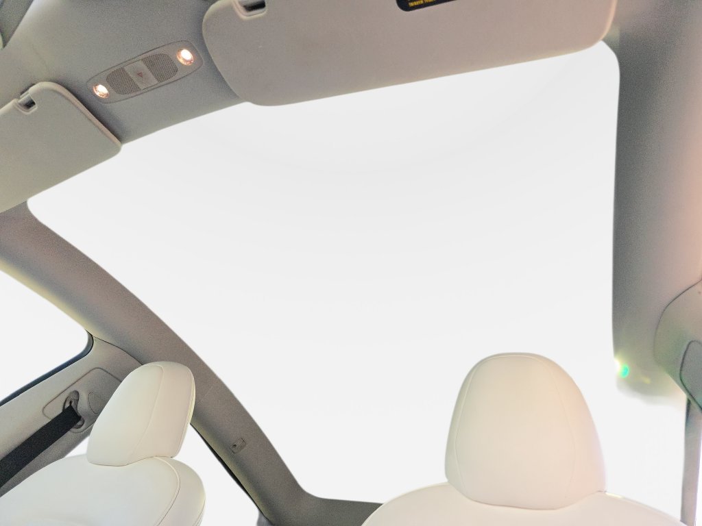 Used 2020 White Tesla Long Range image 33