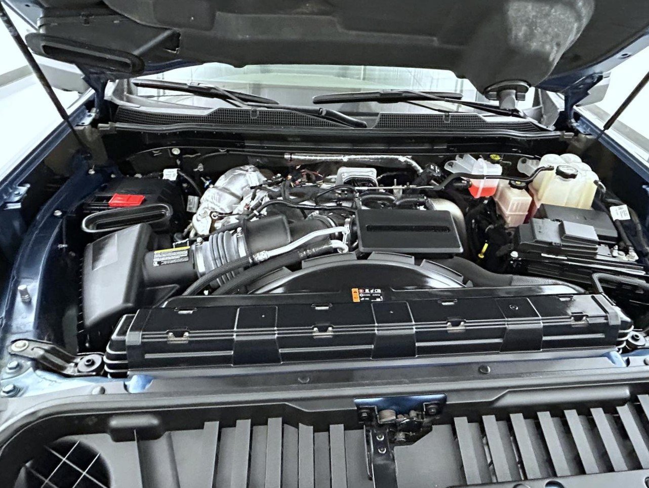 Used 2024 Blue Chevrolet LTZ image 25