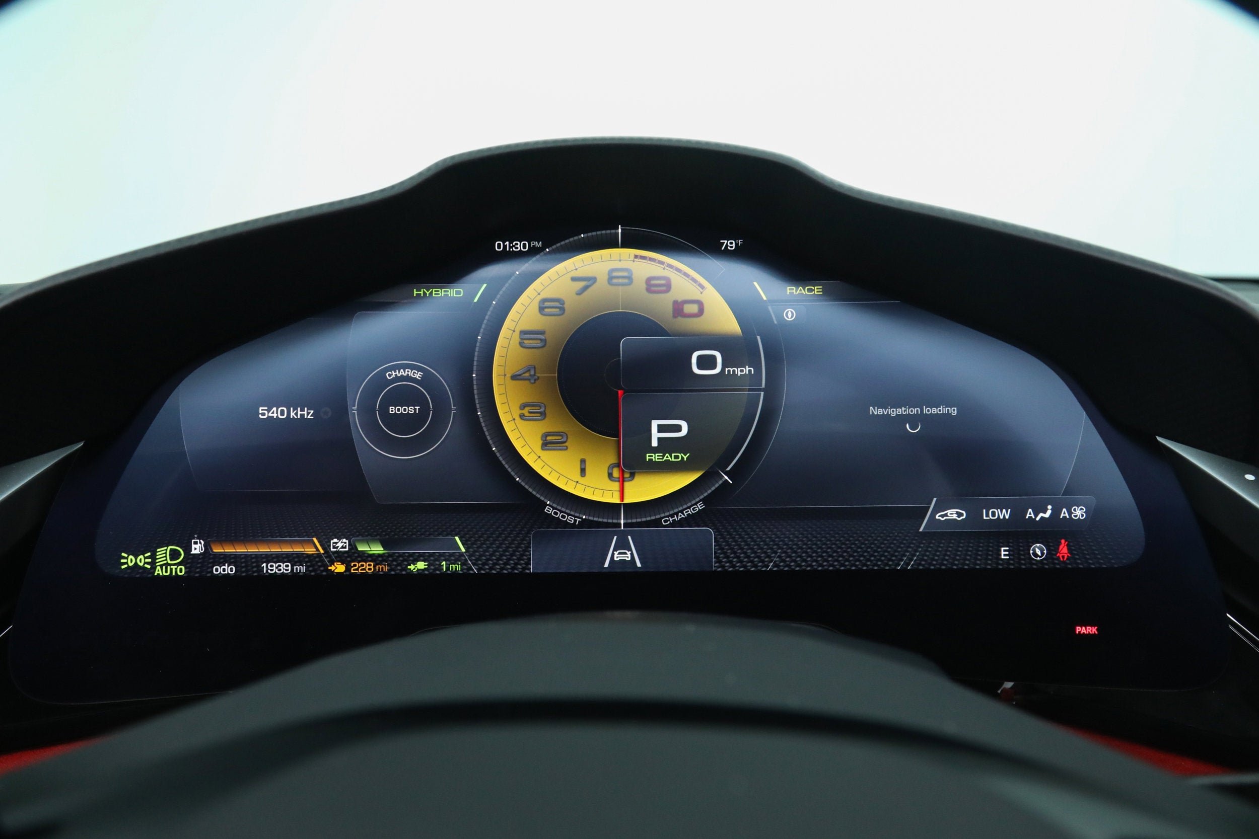 Certified Used 2025 Grigio Medio Ferrari  image 28