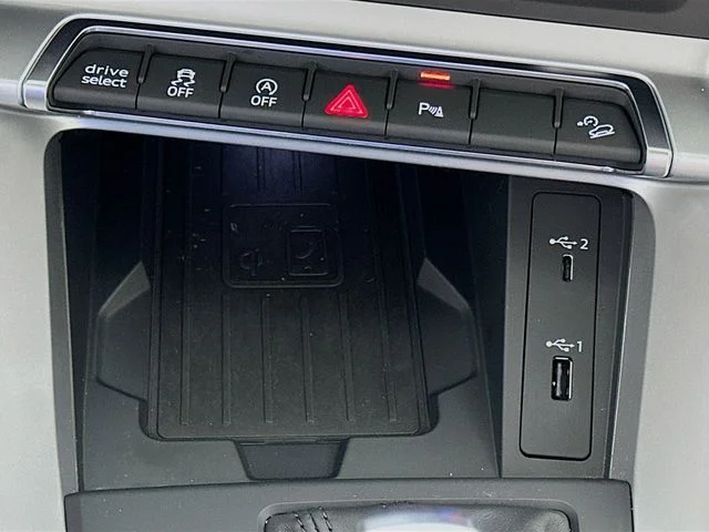 Certified Used 2020  Audi Premium Plus S line image 19