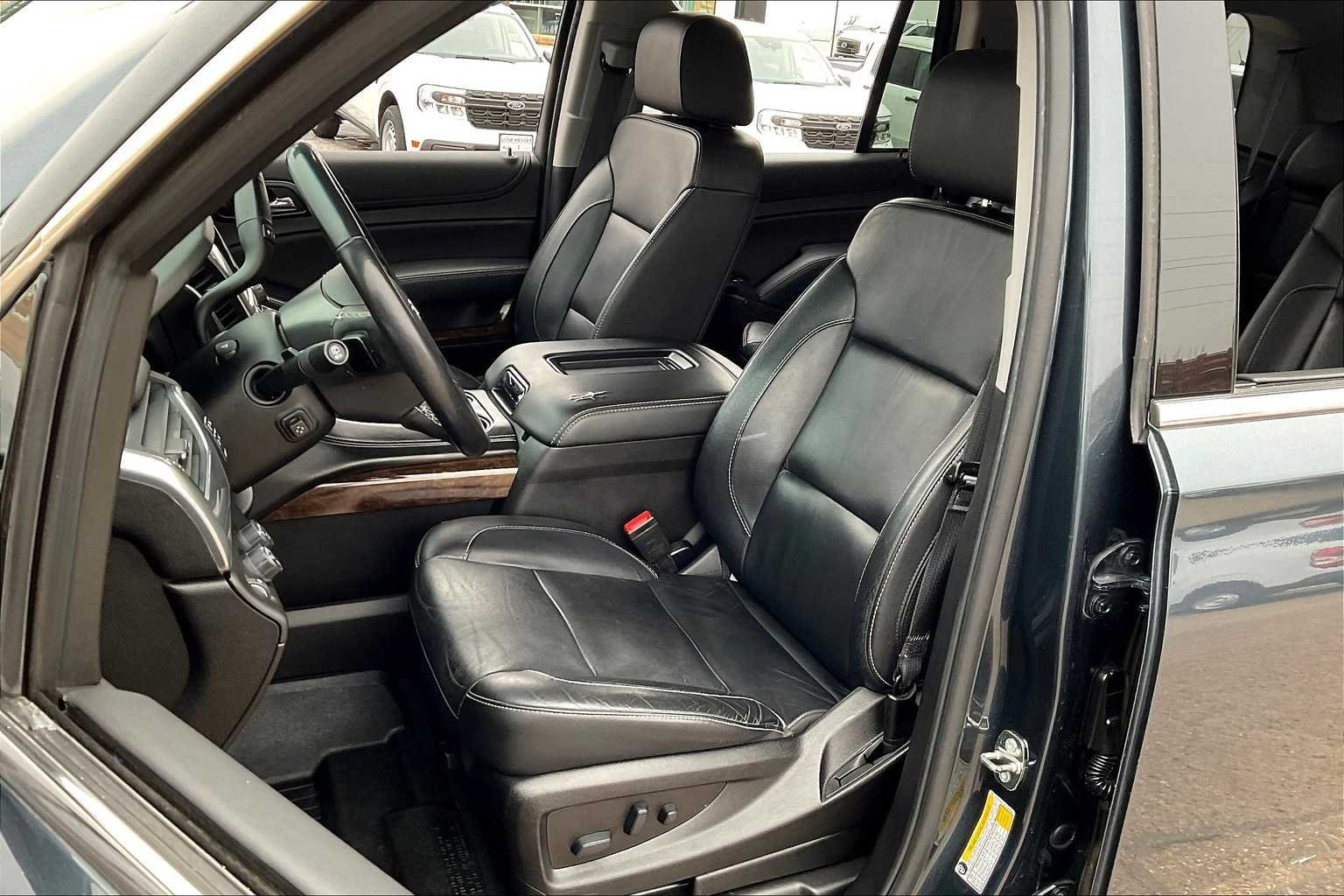 Used 2019 Shadow Gray Metallic Chevrolet LT image 8