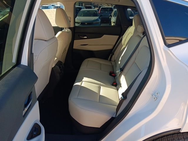 New 2026 Everest White Pearl TriCoat Nissan SL image 26