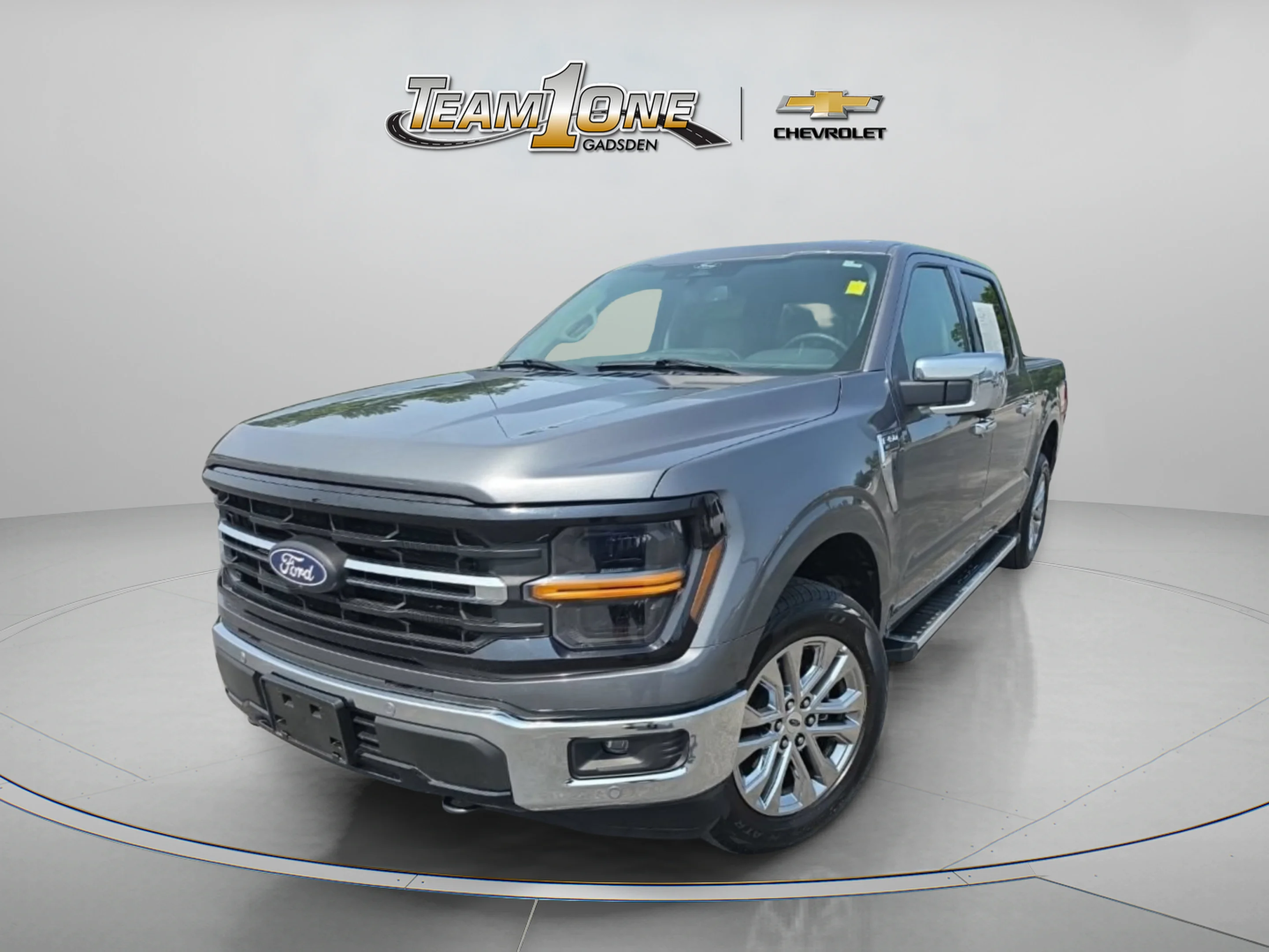 Used 2025 Gray Ford XLT image 3