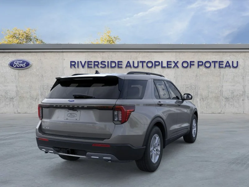 New 2026 Carbonized Gray Metallic Ford Active image 8