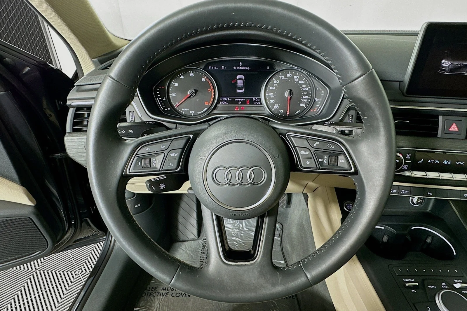 Used 2019 Manhattan Gray Metallic Audi Titanium Premium image 19