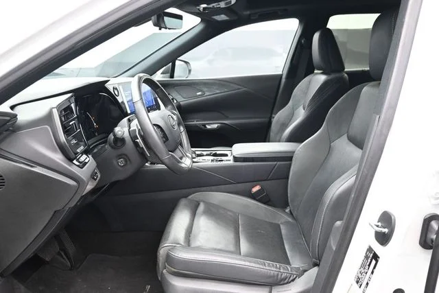 Used 2023 White Lexus 350 Luxury image 7