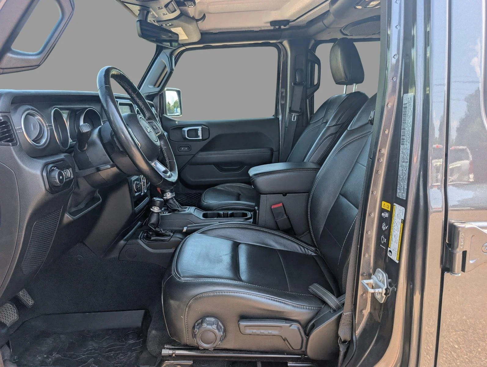 Used 2020 Granite Crystal Metallic Clearcoat Jeep North Edition image 16