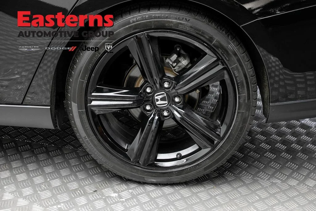 Used 2025 Black Honda Sport image 9