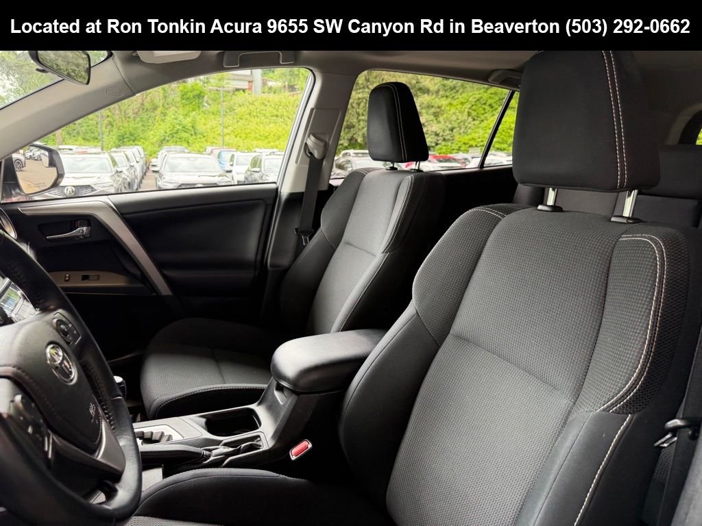 Used 2016 Silver Sky Metallic Toyota XLE image 16