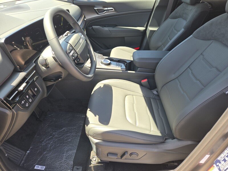 New 2026 Shadow Matte Gray Kia SX Prestige image 6