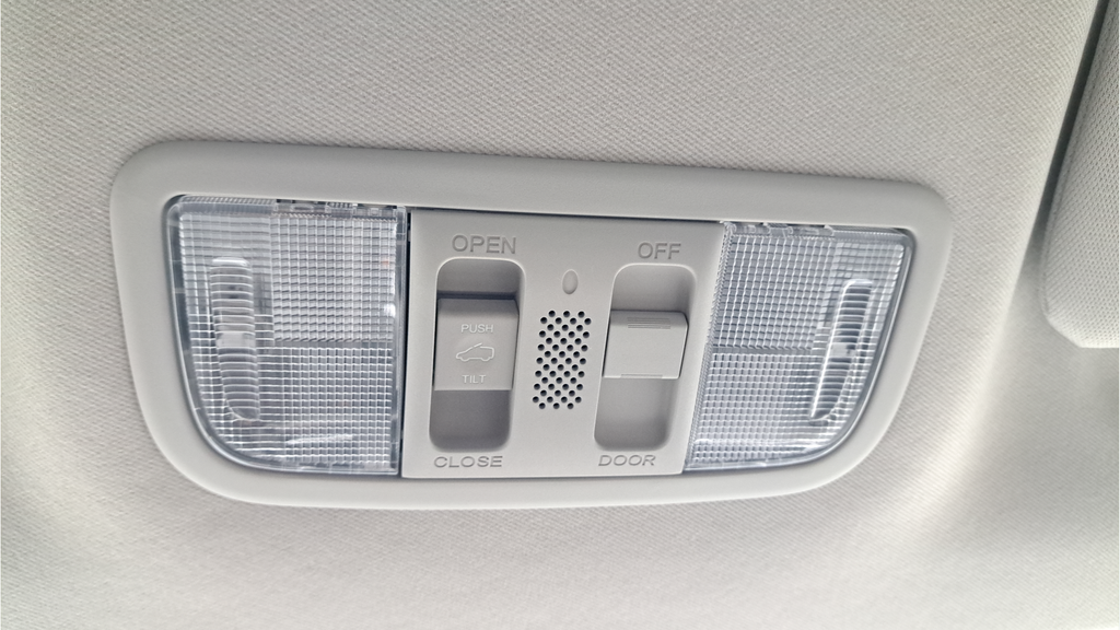 Used 2017 White Honda EX image 25