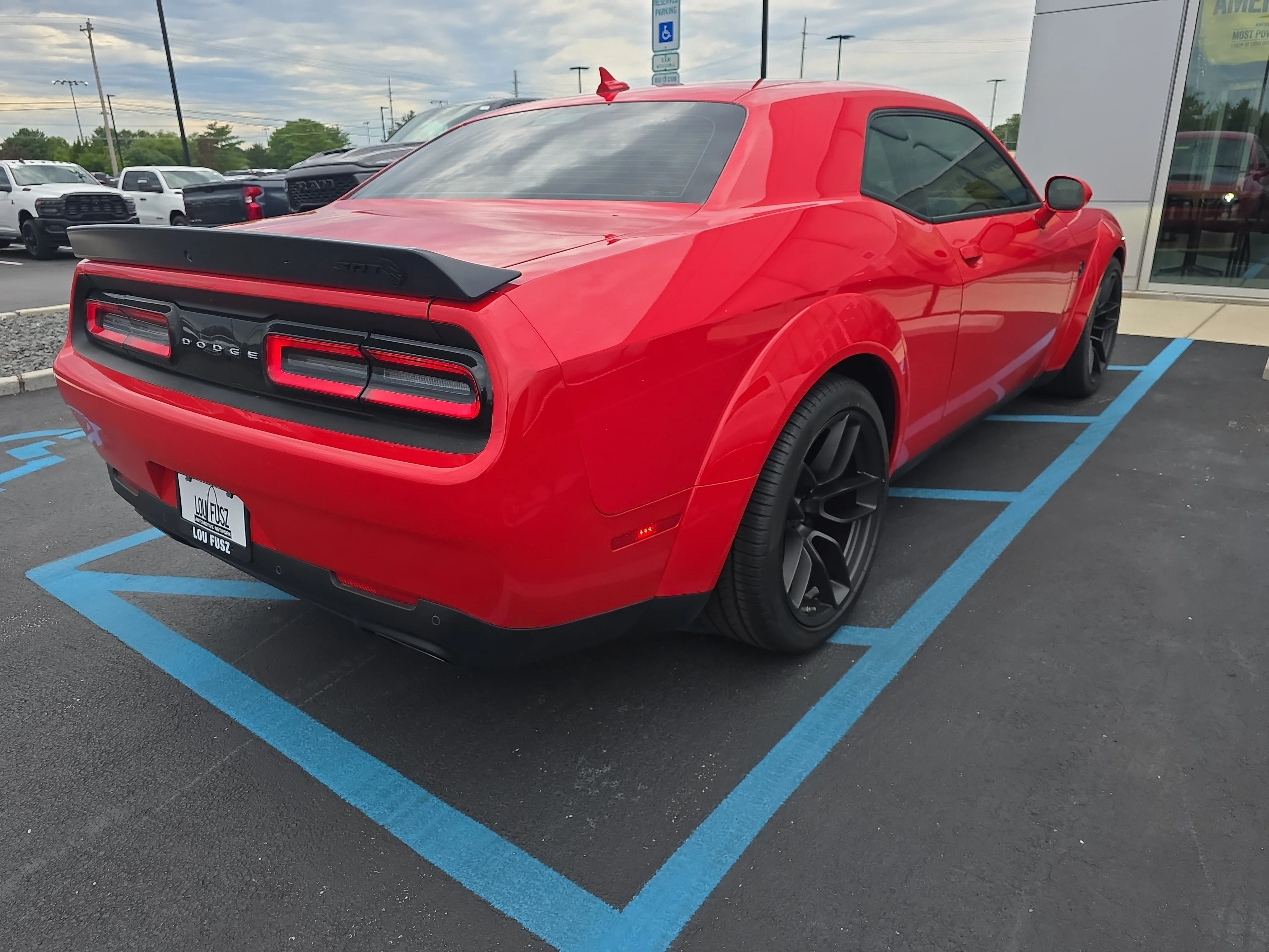 Used 2023 Torred Clearcoat Dodge SRT Hellcat Widebody Jailbreak image 4