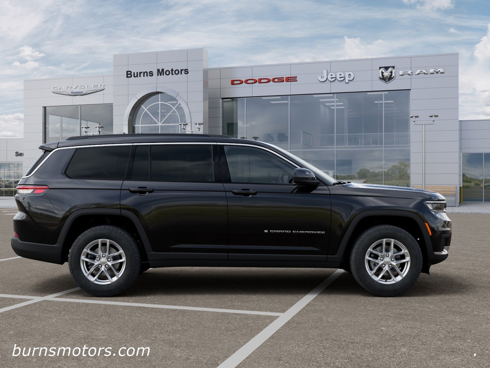 New 2026 Diamond Black Crystal Pearl-Coat Exterior Paint Jeep Laredo image 21