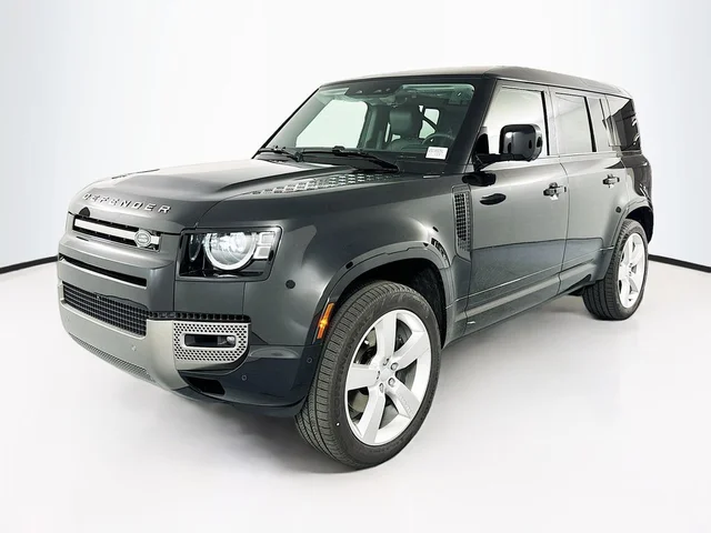 2025 Land Rover Defender 110 X-Dynamic SE