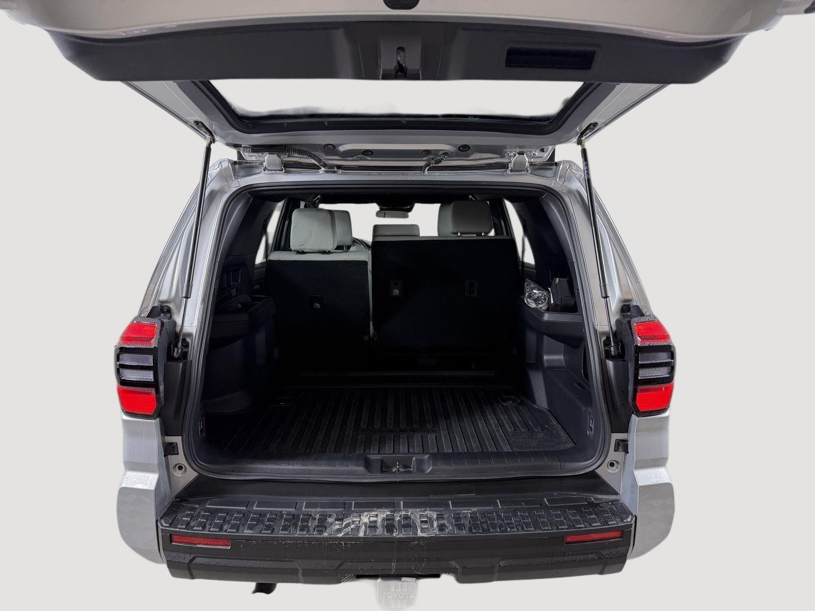 Used 2026 Cutting Edge Toyota SR5 image 6