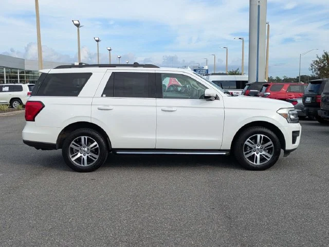 Certified Used 2022 White Ford XLT image 3