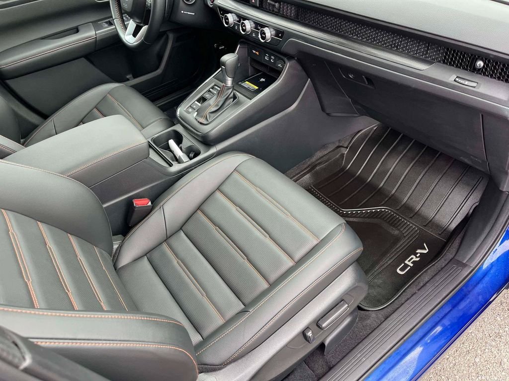 Used 2025 Blue Honda Sport-L image 11