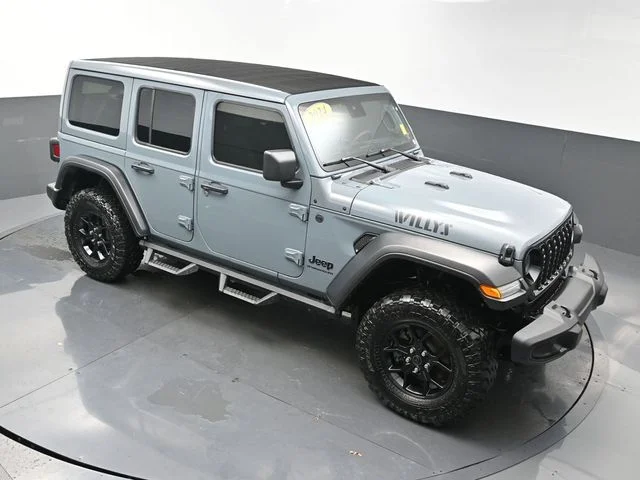 Used 2024 Gray Jeep Sport image 42