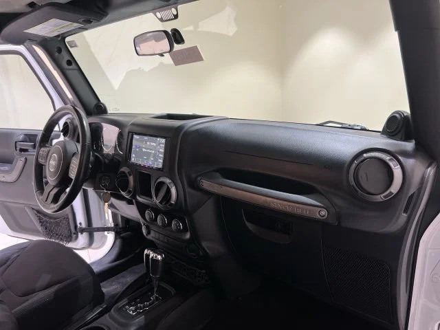 2013 Jeep Wrangler Unlimited Sport - Photo 22