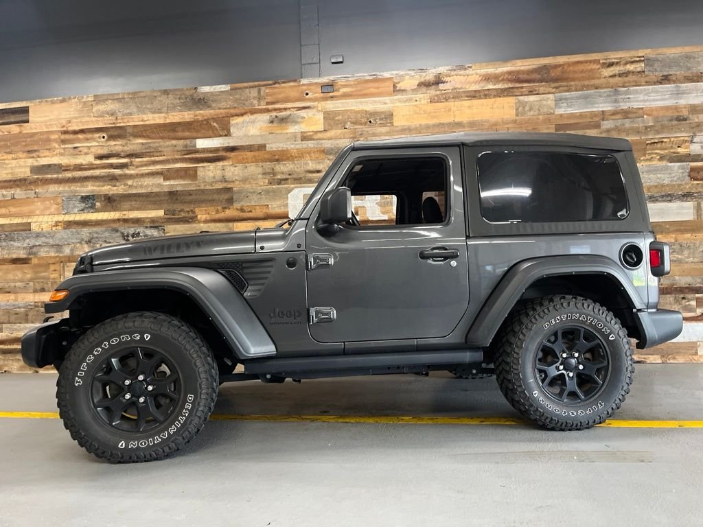 Used 2022 Crystal Metallic Jeep Willys image 7