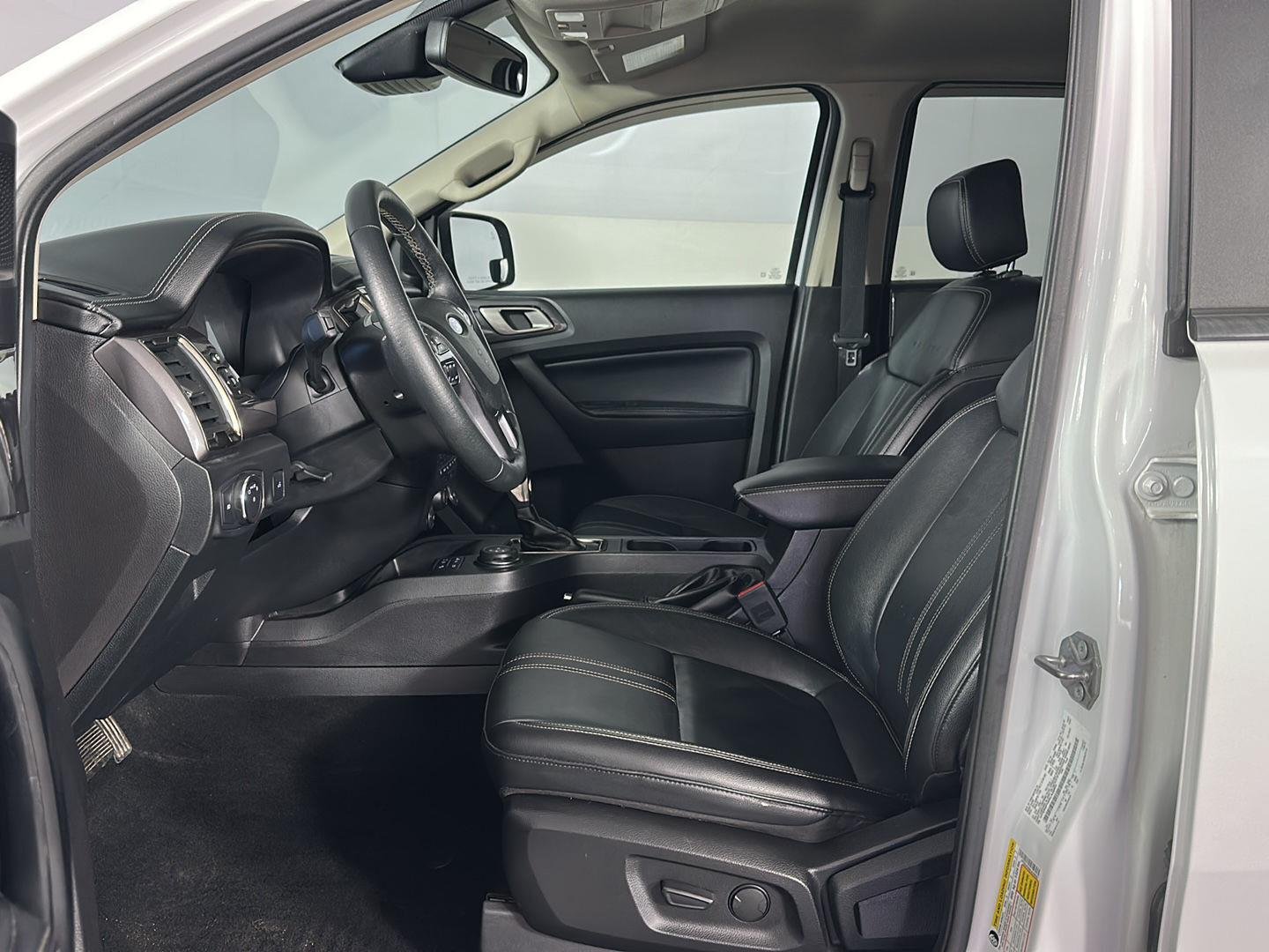Used 2019 Oxford White Ford LARIAT image 14