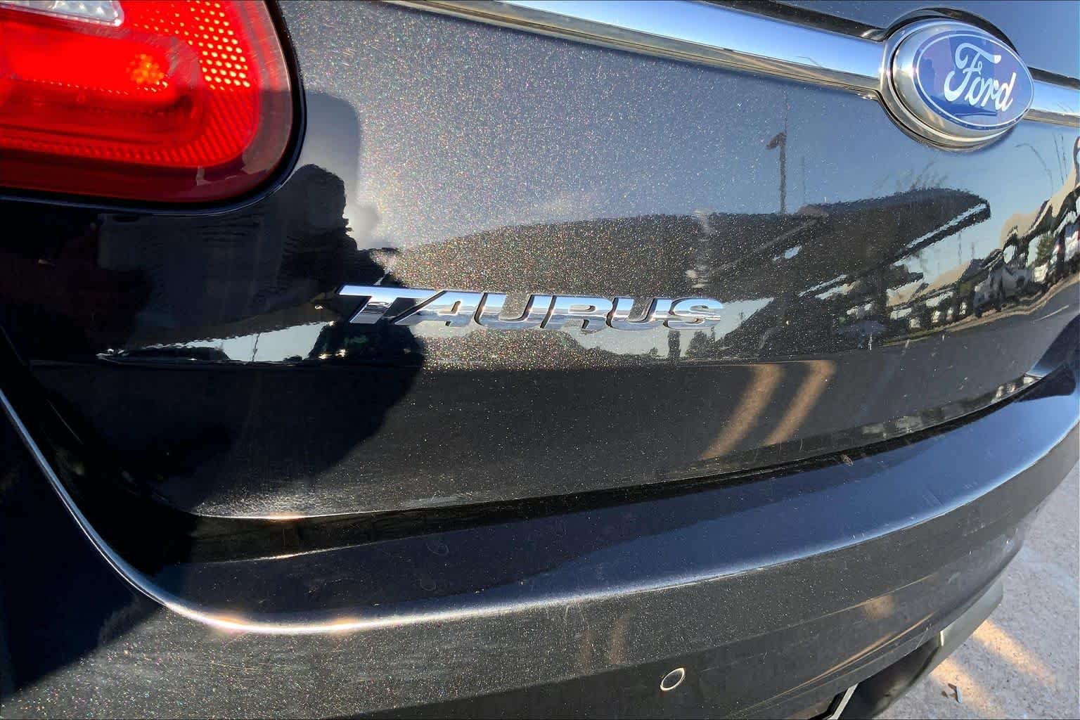 Used 2011 Tuxedo Black Metallic Ford SEL image 27