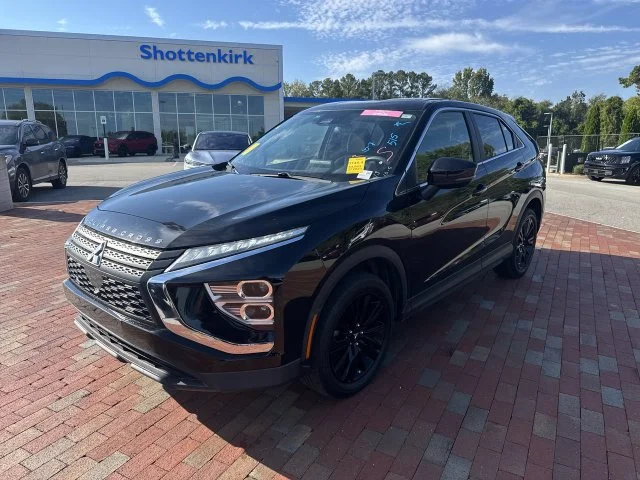 2023 Mitsubishi Eclipse Cross LE