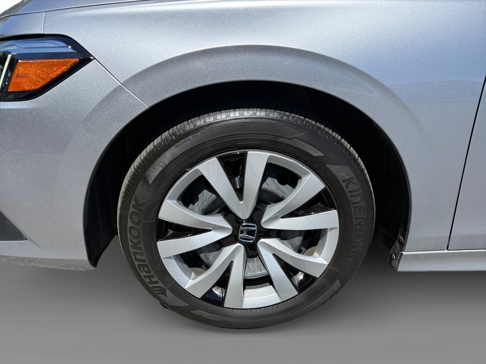Used 2024 Lunar Silver Metallic Honda LX image 9