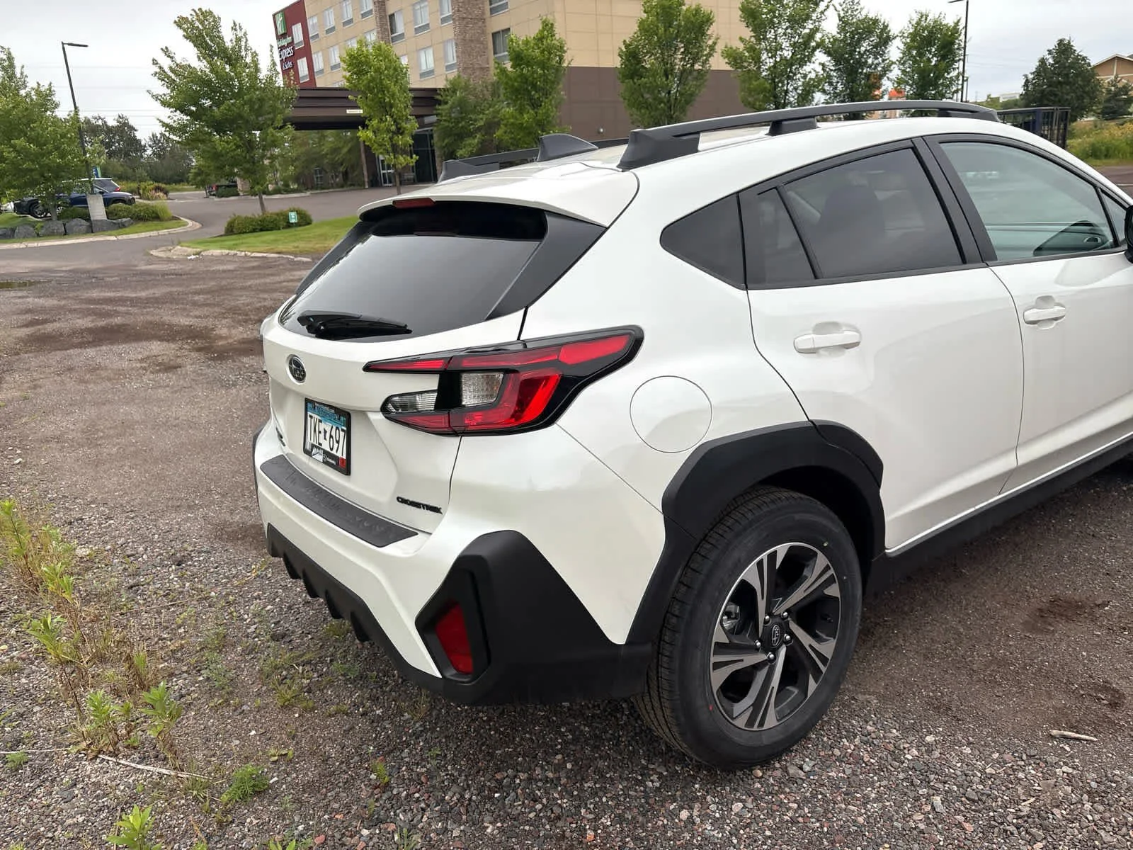 Used 2026 Crystal White Pearl Subaru Premium image 12