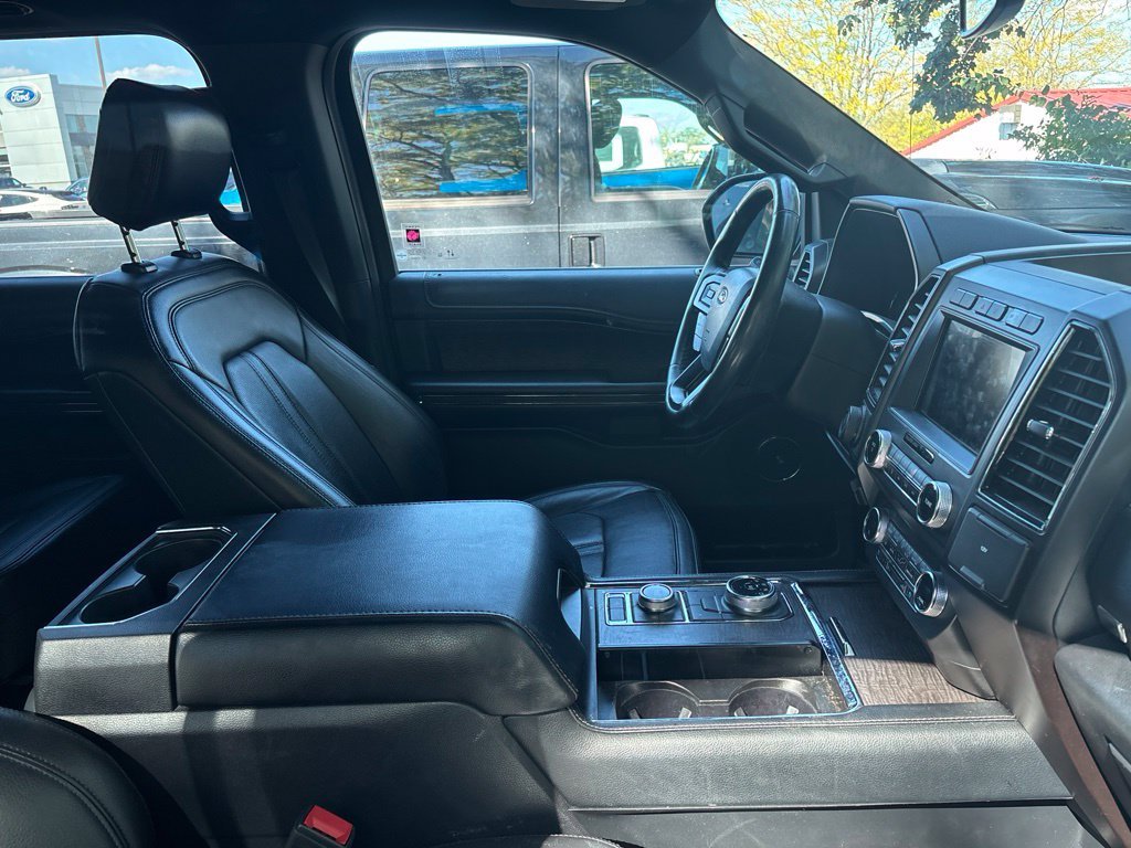 Used 2020 Magnetic Metallic Ford Limited image 6